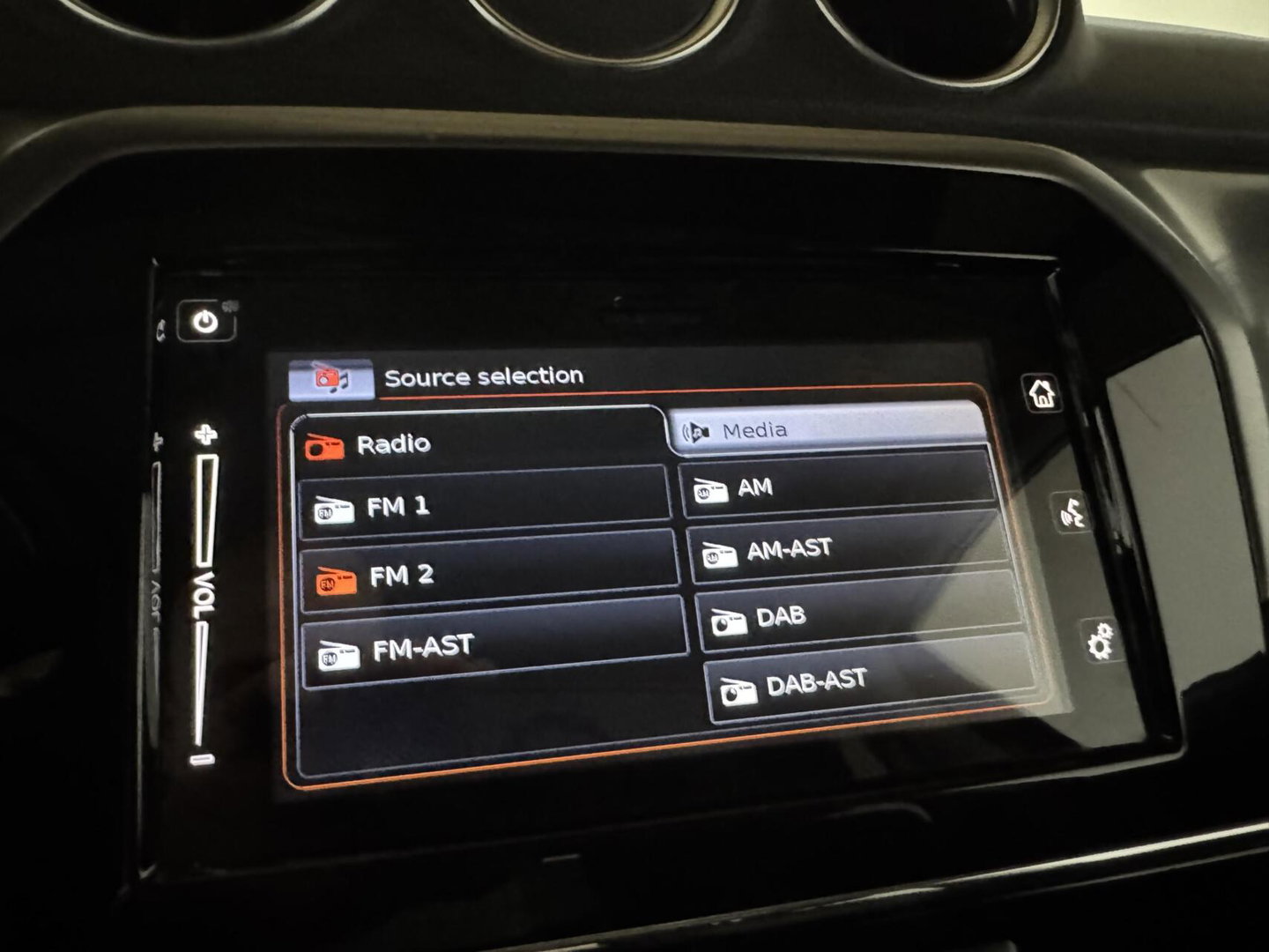 Suzuki Vitara 1.0 Carplay Camera Stoelverw. Trekh. Navi NAP