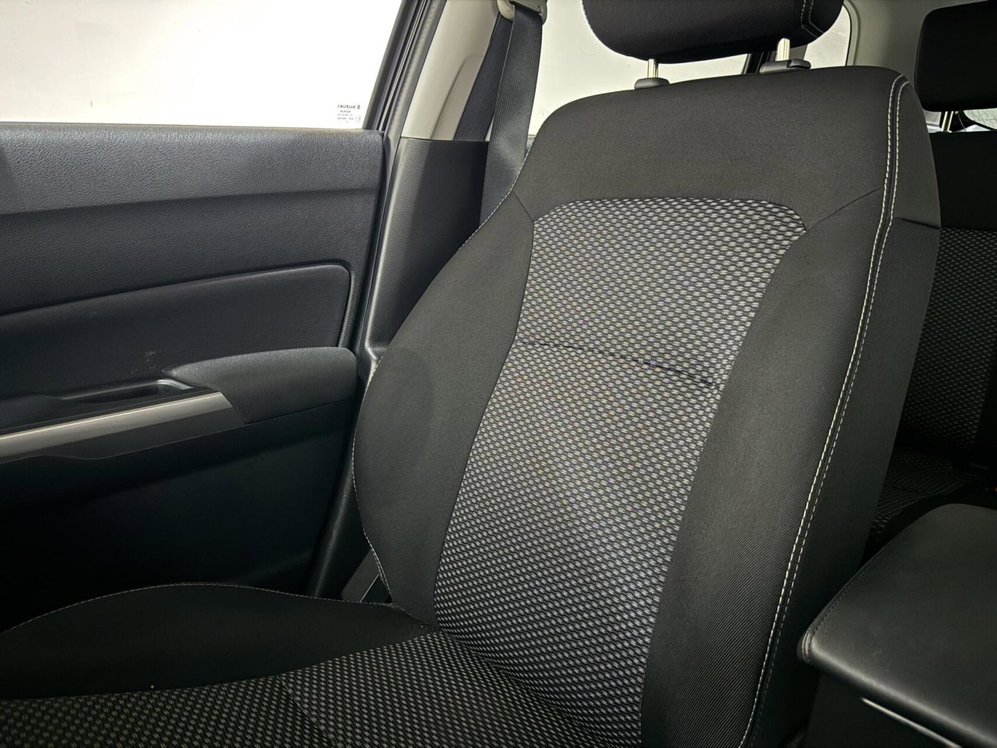 Suzuki Vitara 1.0 Carplay Camera Stoelverw. Trekh. Navi NAP