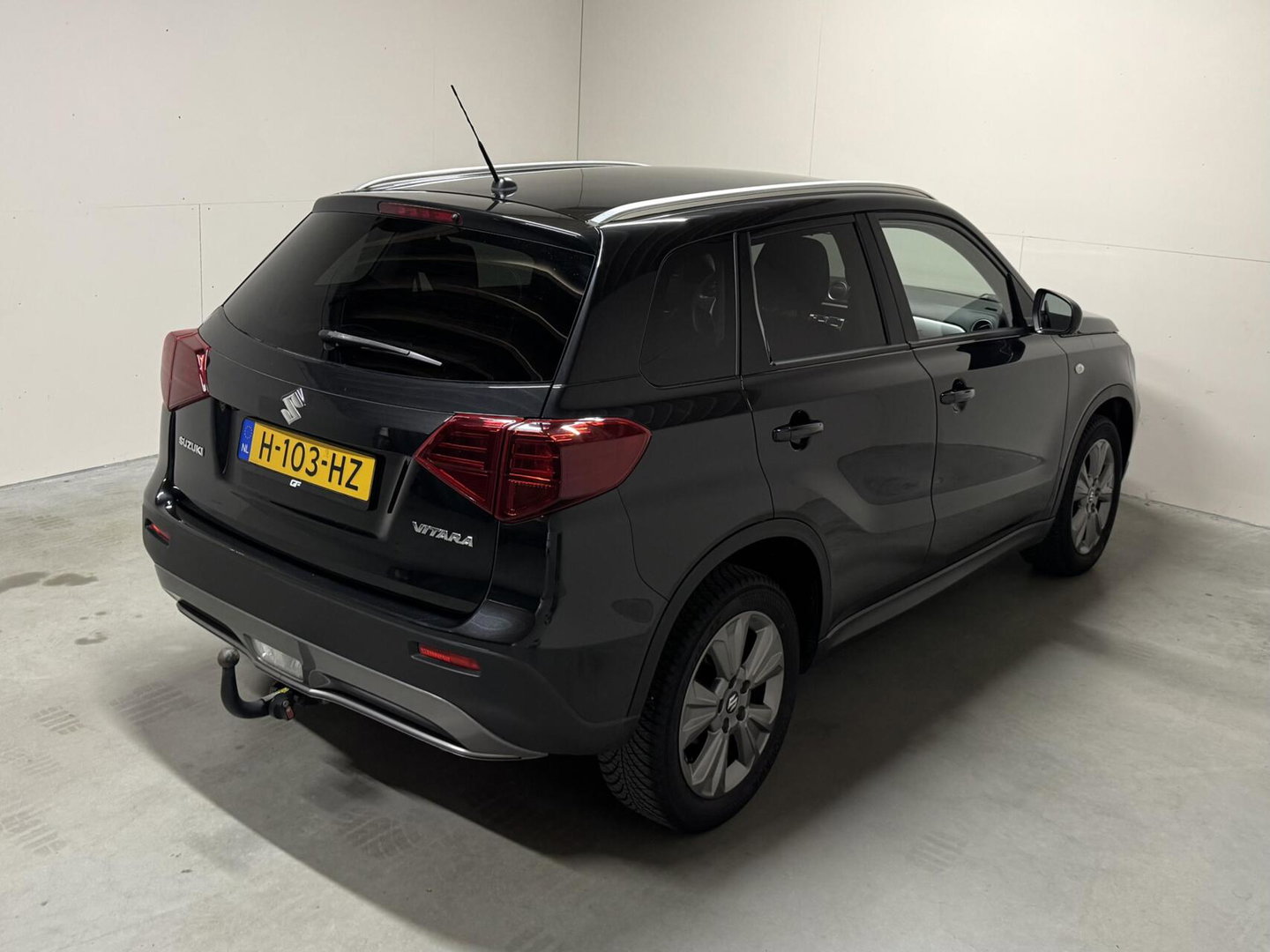Suzuki Vitara 1.0 Carplay Camera Stoelverw. Trekh. Navi NAP