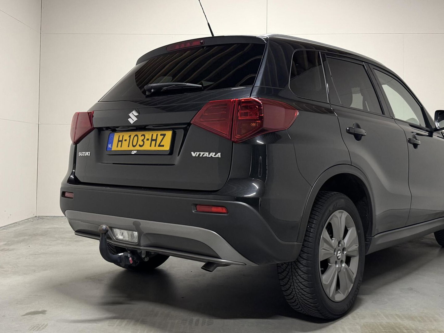 Suzuki Vitara 1.0 Carplay Camera Stoelverw. Trekh. Navi NAP