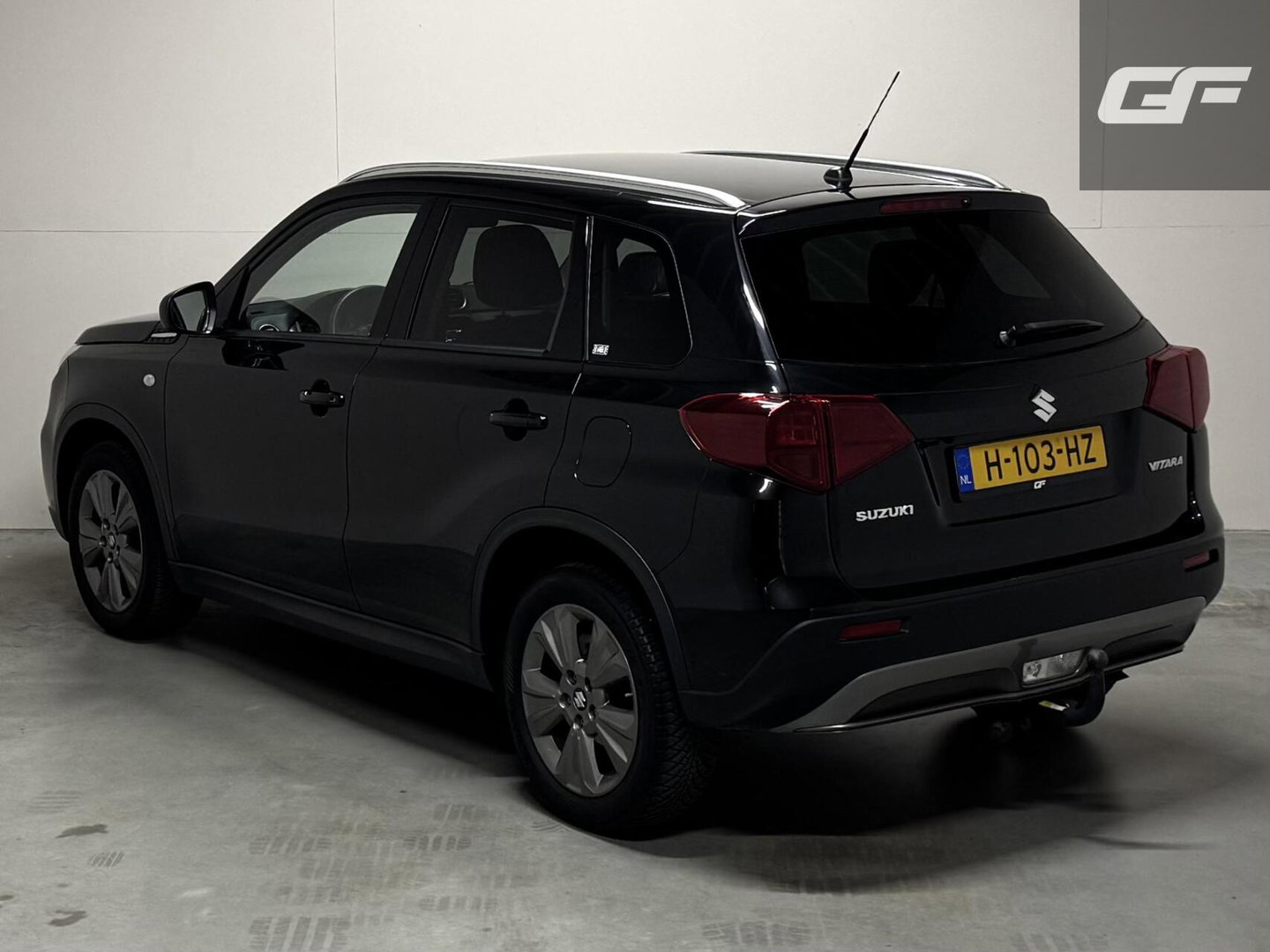 Suzuki Vitara 1.0 Carplay Camera Stoelverw. Trekh. Navi NAP