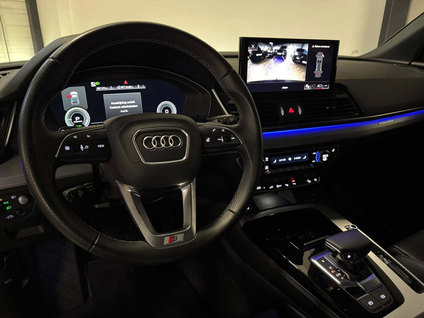 Audi Q5 55 TFSI e S edition Competition S-LINE PANO KEYLESS CAM