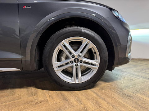 Audi Q5 55 TFSI e S edition Competition S-LINE PANO KEYLESS CAM