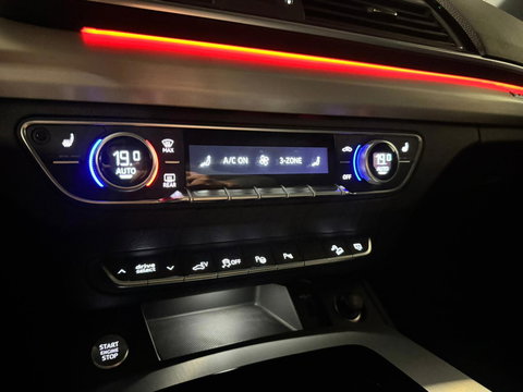 Audi Q5 55 TFSI e S edition Competition S-LINE PANO KEYLESS CAM