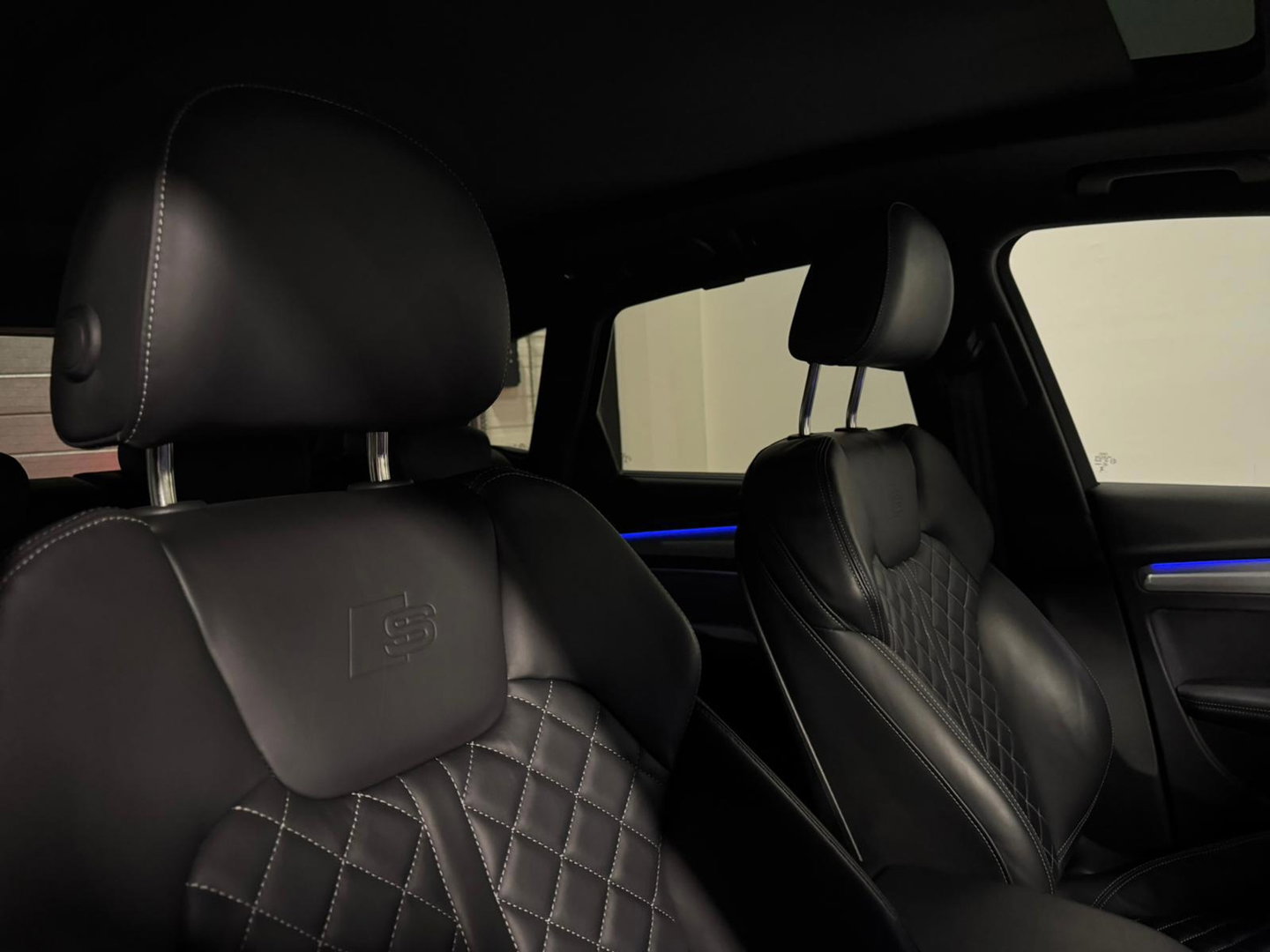 Audi Q5 55 TFSI e S edition Competition S-LINE PANO KEYLESS CAM