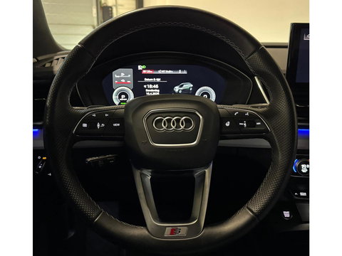 Audi Q5 55 TFSI e S edition Competition S-LINE PANO KEYLESS CAM