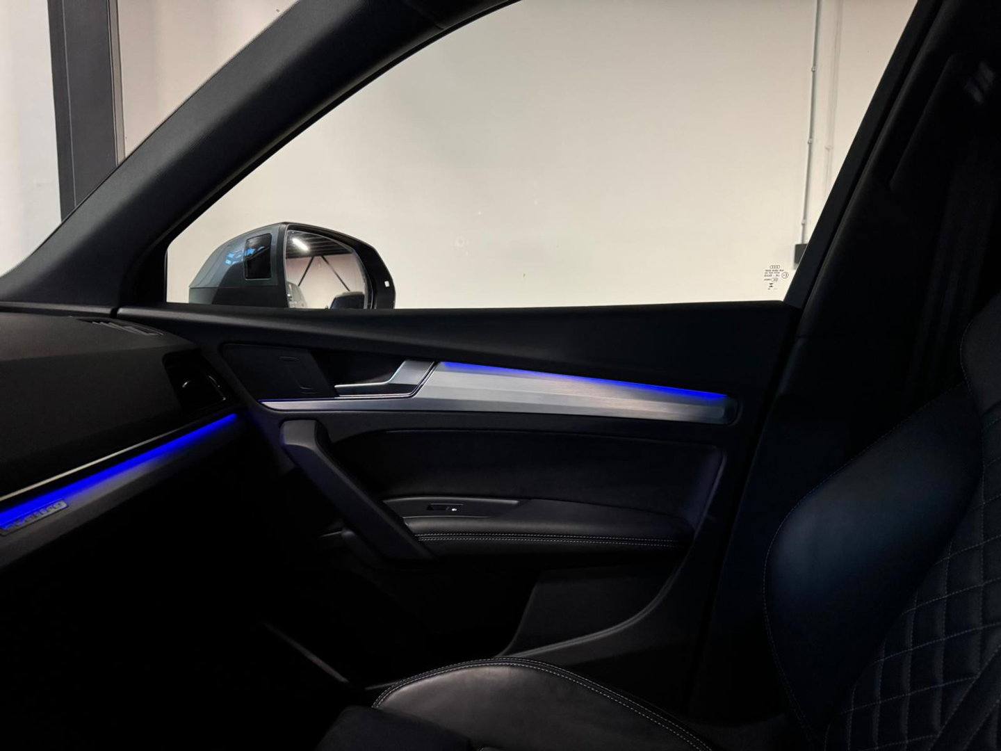 Audi Q5 55 TFSI e S edition Competition S-LINE PANO KEYLESS CAM