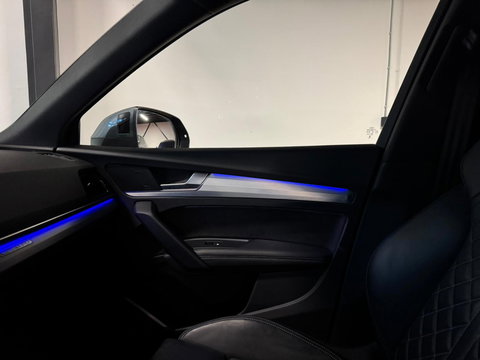 Audi Q5 55 TFSI e S edition Competition S-LINE PANO KEYLESS CAM