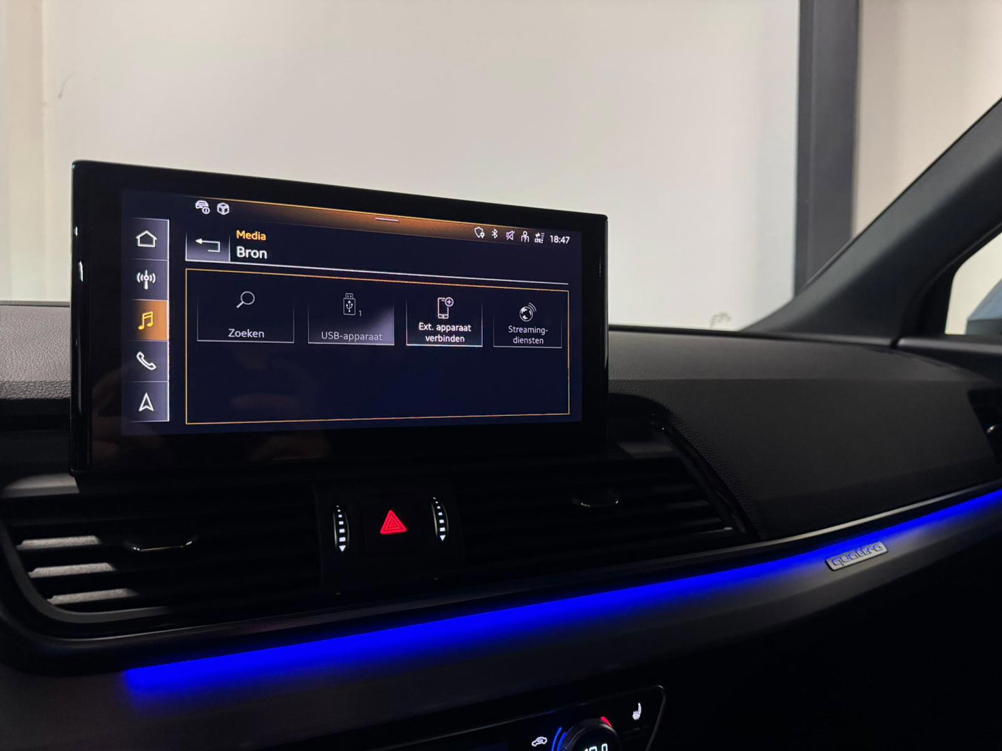 Audi Q5 55 TFSI e S edition Competition S-LINE PANO KEYLESS CAM