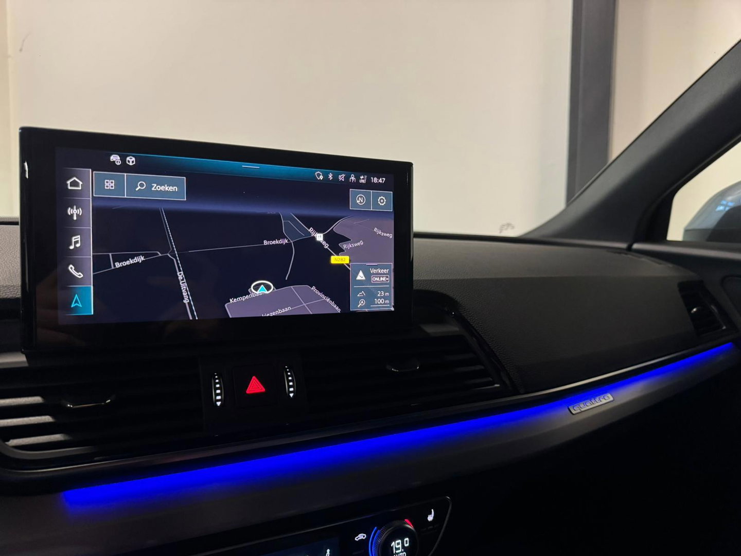 Audi Q5 55 TFSI e S edition Competition S-LINE PANO KEYLESS CAM