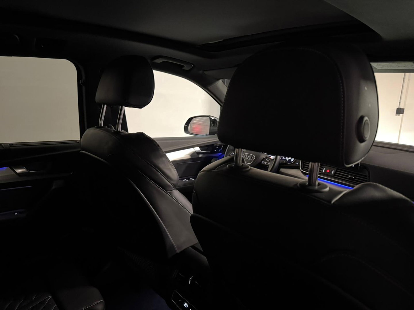 Audi Q5 55 TFSI e S edition Competition S-LINE PANO KEYLESS CAM