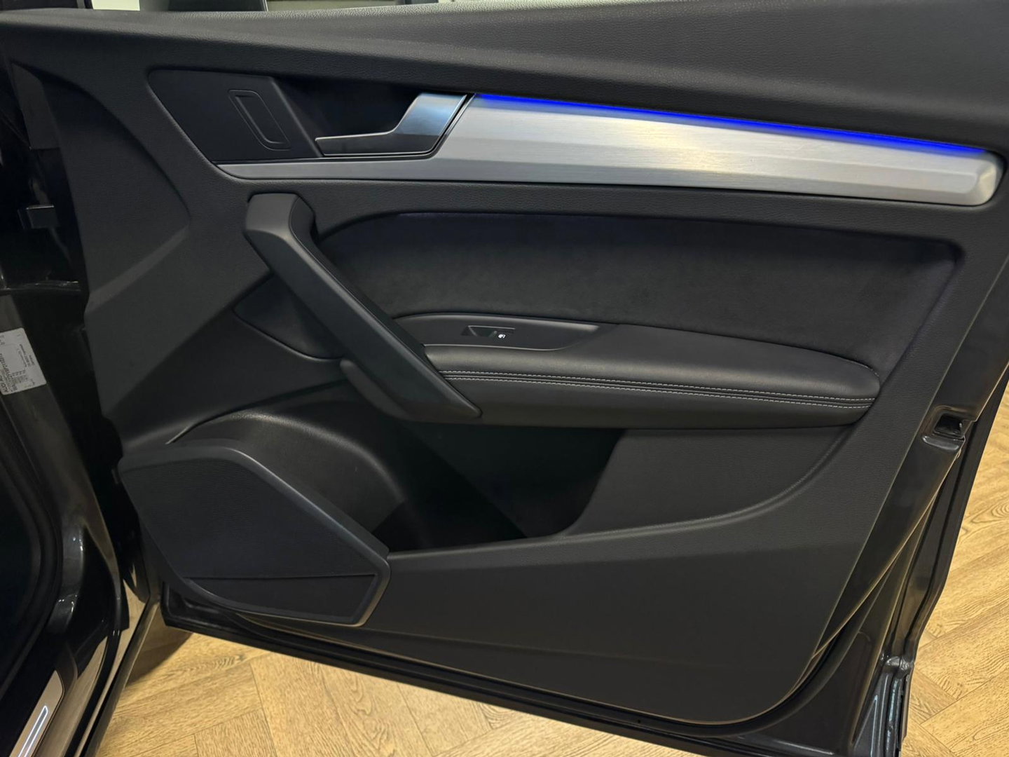 Audi Q5 55 TFSI e S edition Competition S-LINE PANO KEYLESS CAM