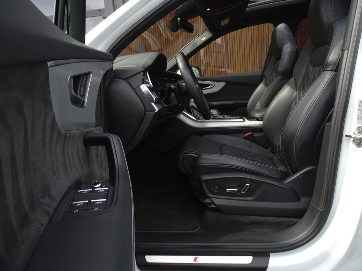 Audi Q7 55 TFSie 381PK Quattro S-Edition / Laser / B&O / 22" / Massage