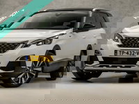 Peugeot 5008 - 1.2 PureTech GT-Line Deluxe (PANORAMADAK, APPLE CARPLAY, GROOT NAVI, 360 CAMERA, FOCAL AUDIO, BRUIN LEDER, KEYLESS, ELEK ACHTERKLEP, NIEUWSTAAT)