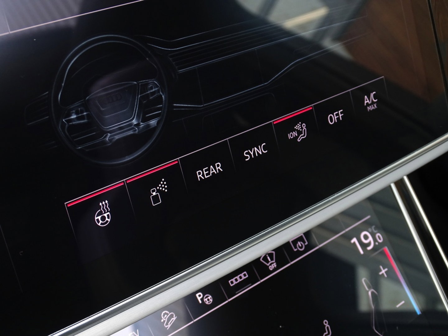 Audi Q7 55 TFSie 381PK Quattro S-Edition / Laser / B&O / 22" / Massage