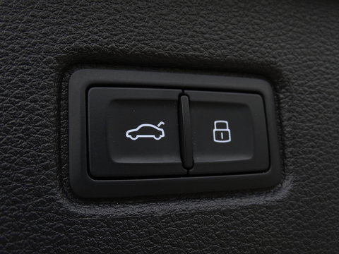 Audi Q7 55 TFSie 381PK Quattro S-Edition / Laser / B&O / 22" / Massage