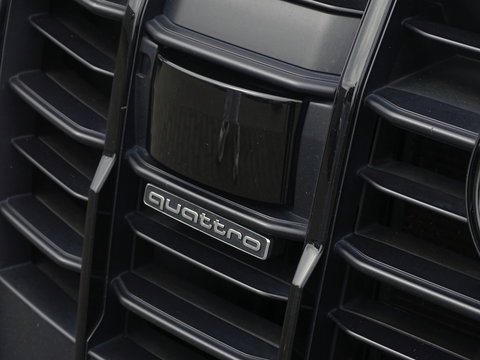 Audi Q7 55 TFSie 381PK Quattro S-Edition / Laser / B&O / 22" / Massage