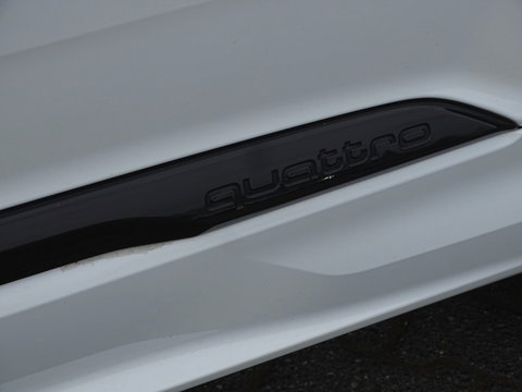 Audi Q7 55 TFSie 381PK Quattro S-Edition / Laser / B&O / 22" / Massage