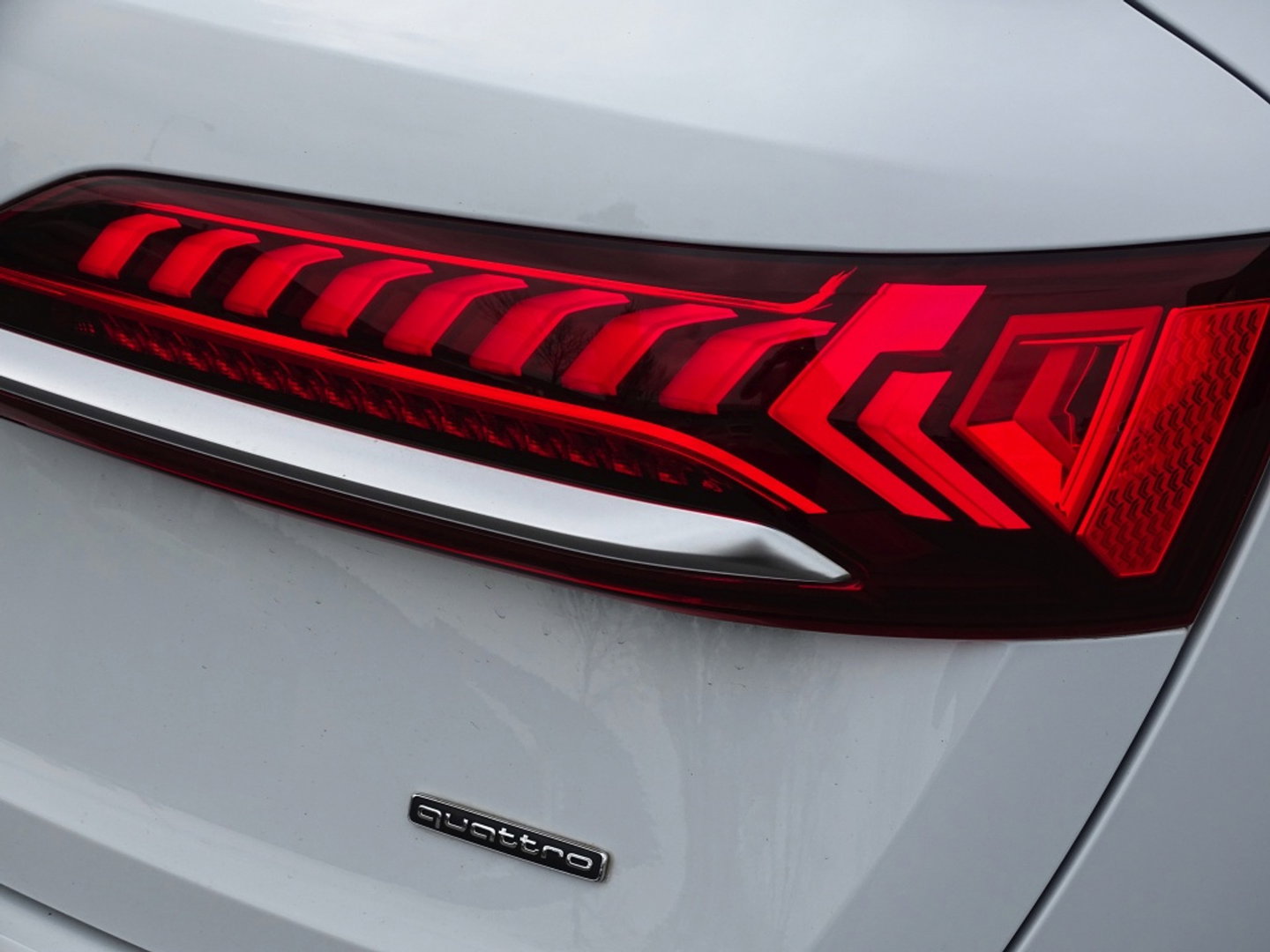 Audi Q7 55 TFSie 381PK Quattro S-Edition / Laser / B&O / 22" / Massage