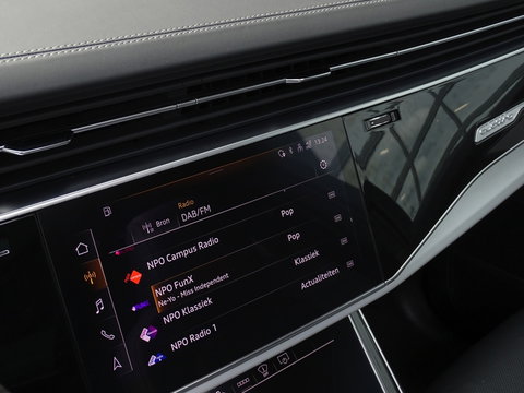 Audi Q7 55 TFSie 381PK Quattro S-Edition / Laser / B&O / 22" / Massage