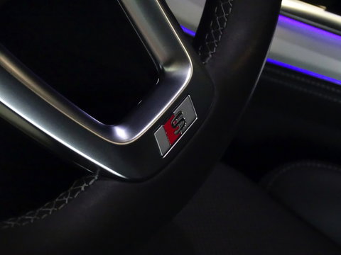 Audi Q7 55 TFSie 381PK Quattro S-Edition / Laser / B&O / 22" / Massage