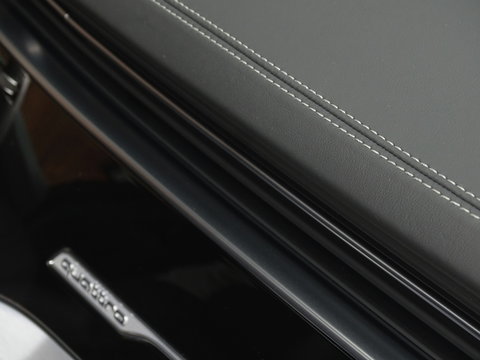 Audi Q7 55 TFSie 381PK Quattro S-Edition / Laser / B&O / 22" / Massage