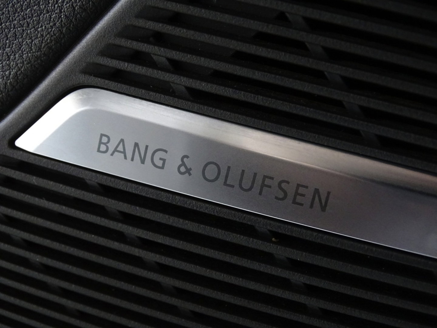 Audi Q7 55 TFSie 381PK Quattro S-Edition / Laser / B&O / 22" / Massage