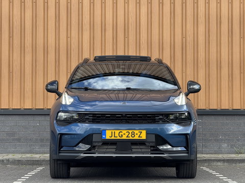 Lynk & Co 01 1.5 | Black Pakket | NIEUW! | Panoramadak | 360° graden camera | Adaptive Cruise Control | Keyless | Elektrische Bestuurdersstoel + Geheugen | Parkeersensoren | Apple Carplay | Android Auto | Inf