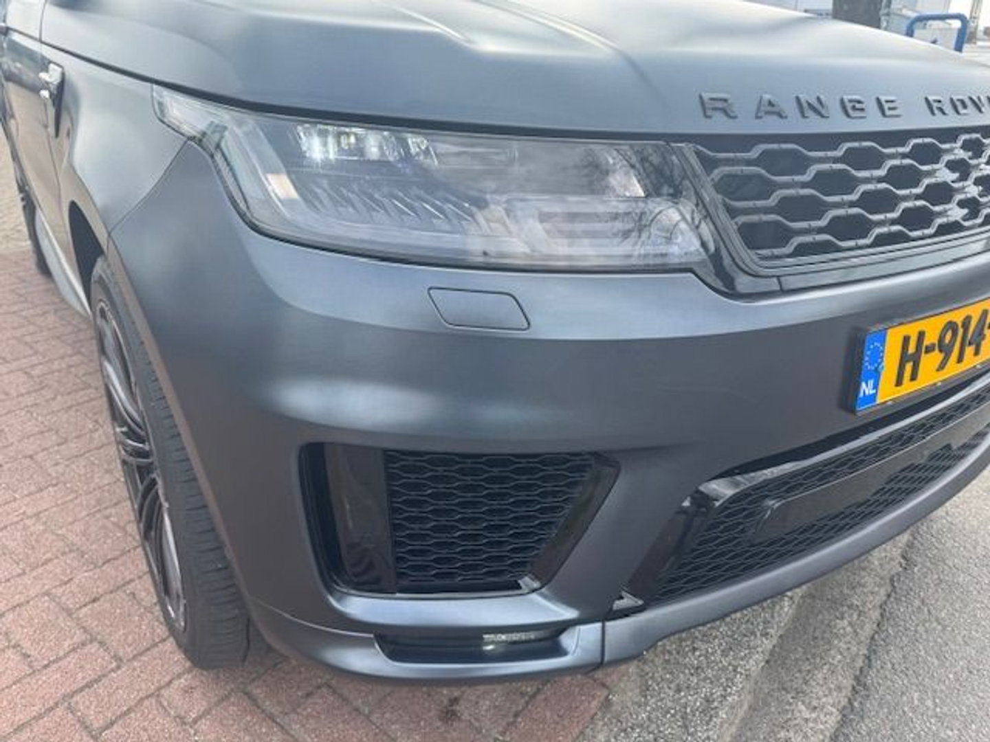 Land Rover Range Rover Sport 2.0 P400e HSE Dynamic SVO Grey Airco/ECC,Leder,Navi,Pano Geheel dealeronderhouden