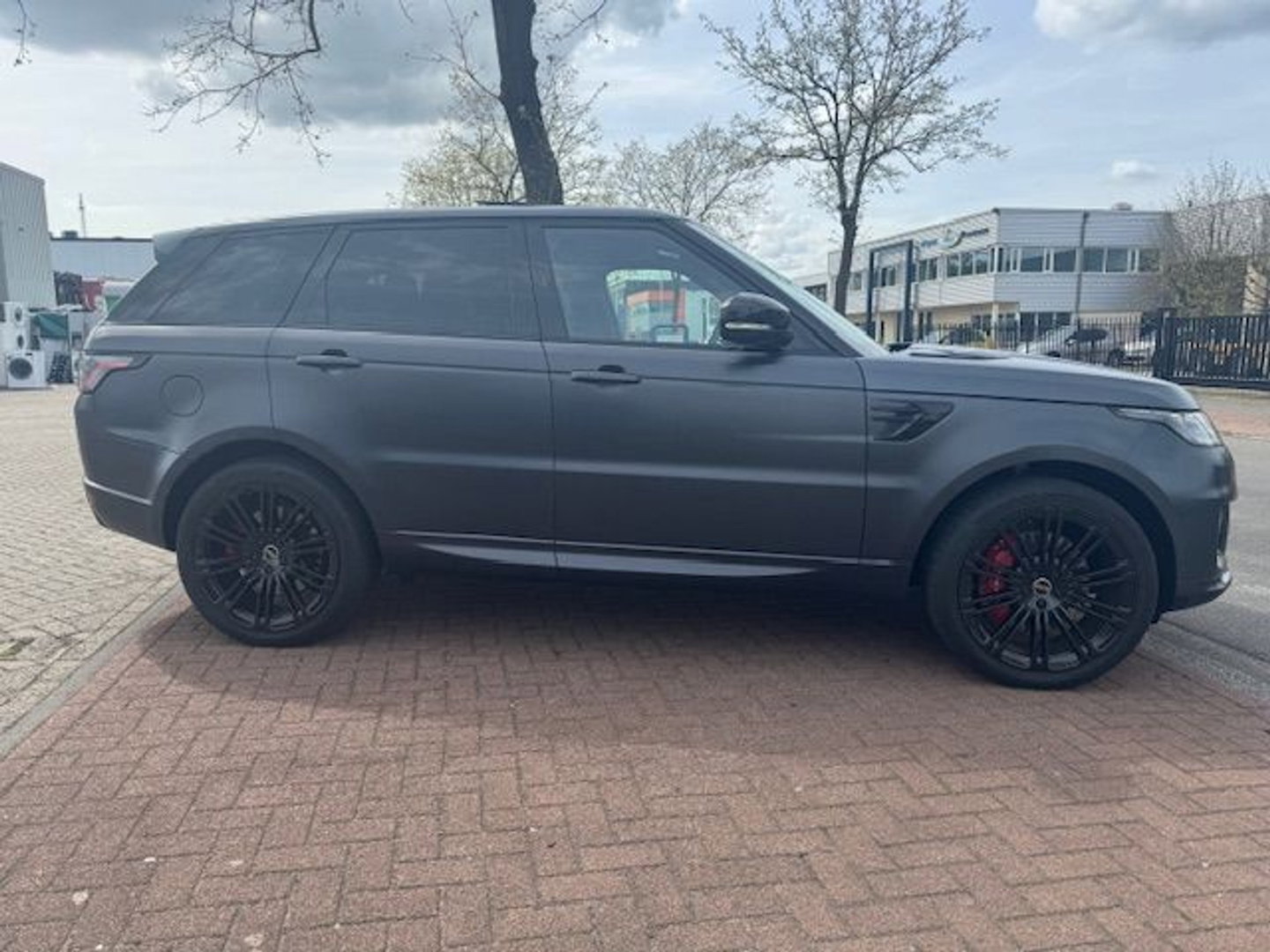 Land Rover Range Rover Sport 2.0 P400e HSE Dynamic SVO Grey Airco/ECC,Leder,Navi,Pano Geheel dealeronderhouden