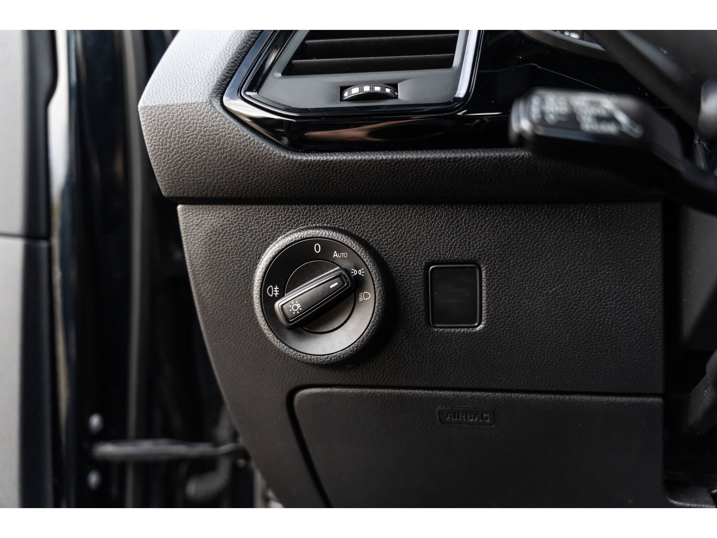 CUPRA Ateca 2.0 TSI 4DRIVE PANO BEATS TREKHAAK 360 CAMERA