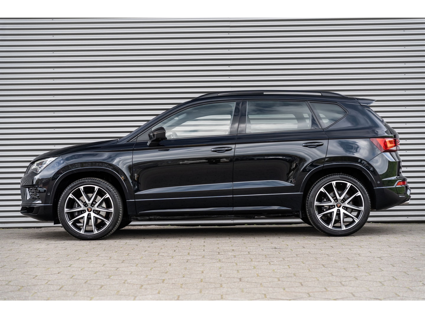 CUPRA Ateca 2.0 TSI 4DRIVE PANO BEATS TREKHAAK 360 CAMERA