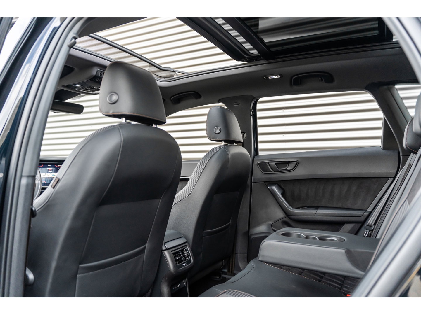 CUPRA Ateca 2.0 TSI 4DRIVE PANO BEATS TREKHAAK 360 CAMERA