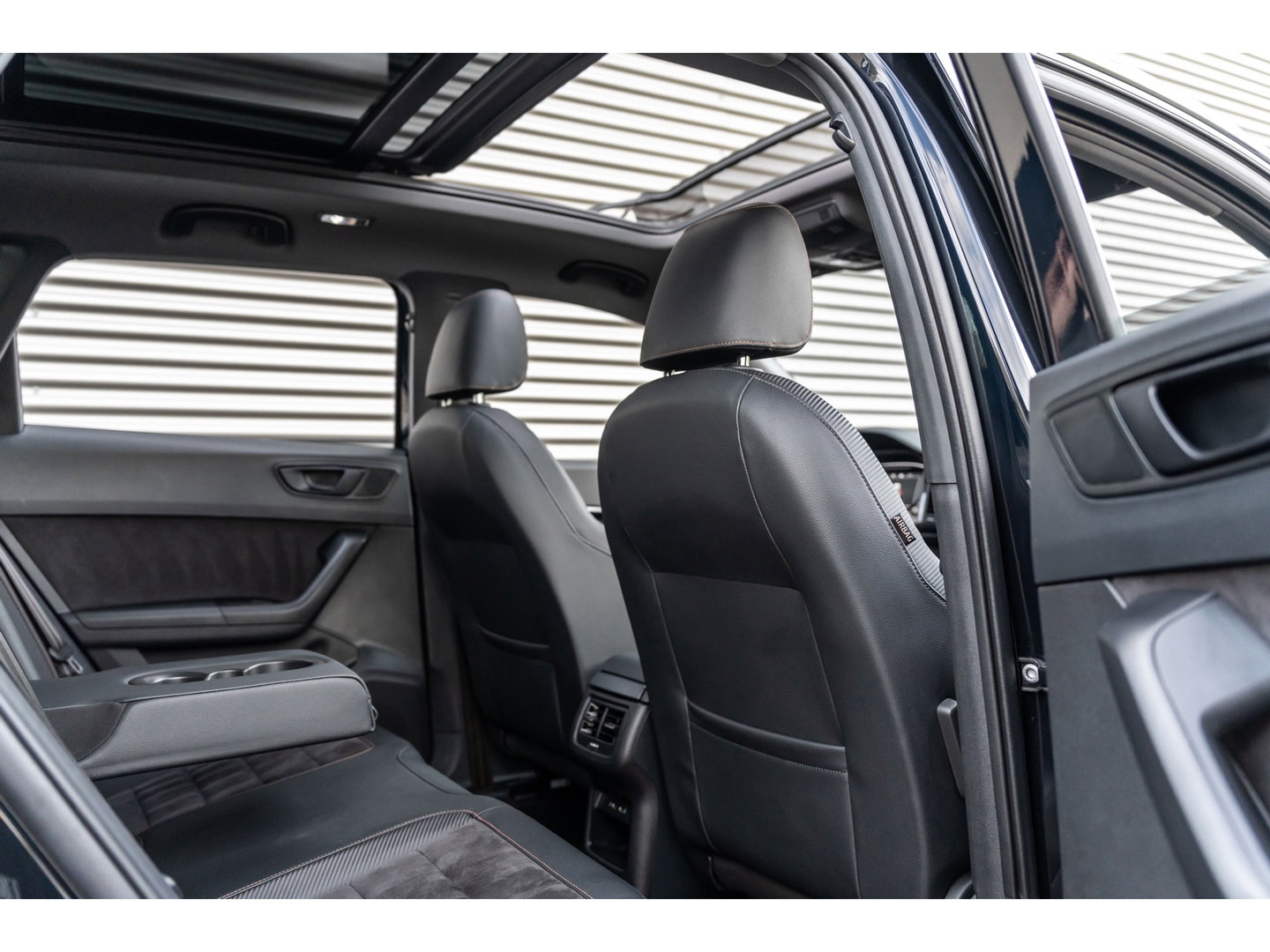 CUPRA Ateca 2.0 TSI 4DRIVE PANO BEATS TREKHAAK 360 CAMERA