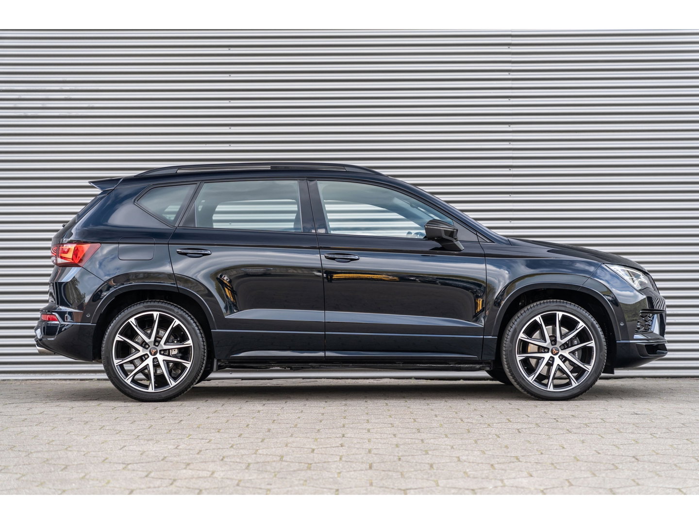 CUPRA Ateca 2.0 TSI 4DRIVE PANO BEATS TREKHAAK 360 CAMERA