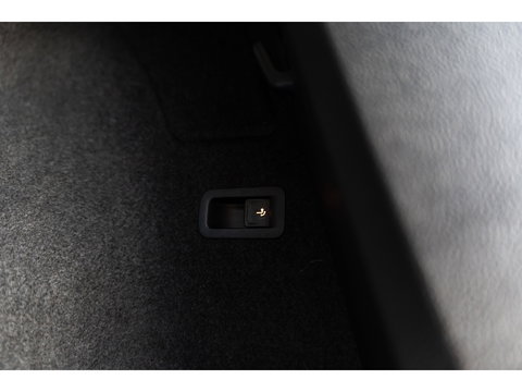 CUPRA Ateca 2.0 TSI 4DRIVE PANO BEATS TREKHAAK 360 CAMERA