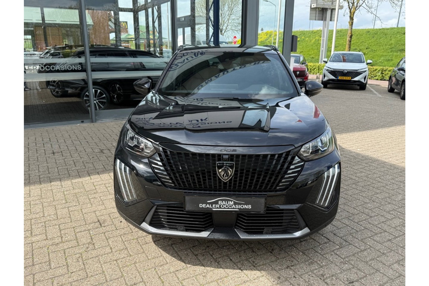 Peugeot 2008 1.2 PURETECH ALLUREPACK AUTOMAAT 130PK AIRCO NAVI CLIMA PDC-CAMERA I-TOGGLE.