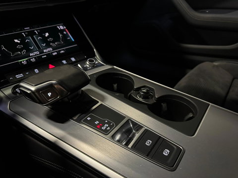 Audi A6 Avant 55 TFSI e quattro Competition PANO KEYLESS CAM