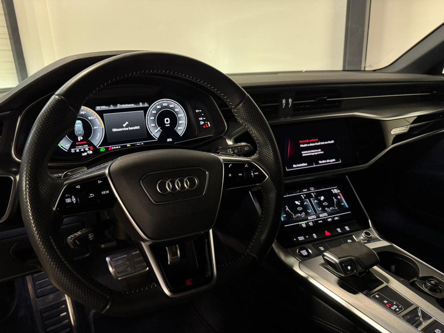 Audi A6 Avant 55 TFSI e quattro Competition PANO KEYLESS CAM