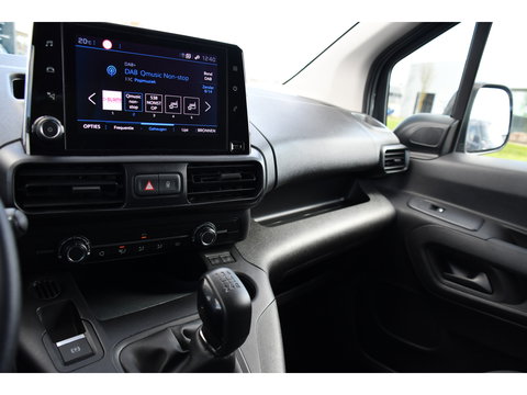 Peugeot Partner 1.5 BlueHDI PB Edition Camera, Cruise, Carplay, Multimedia, Sensoren, Airco, Uniek!