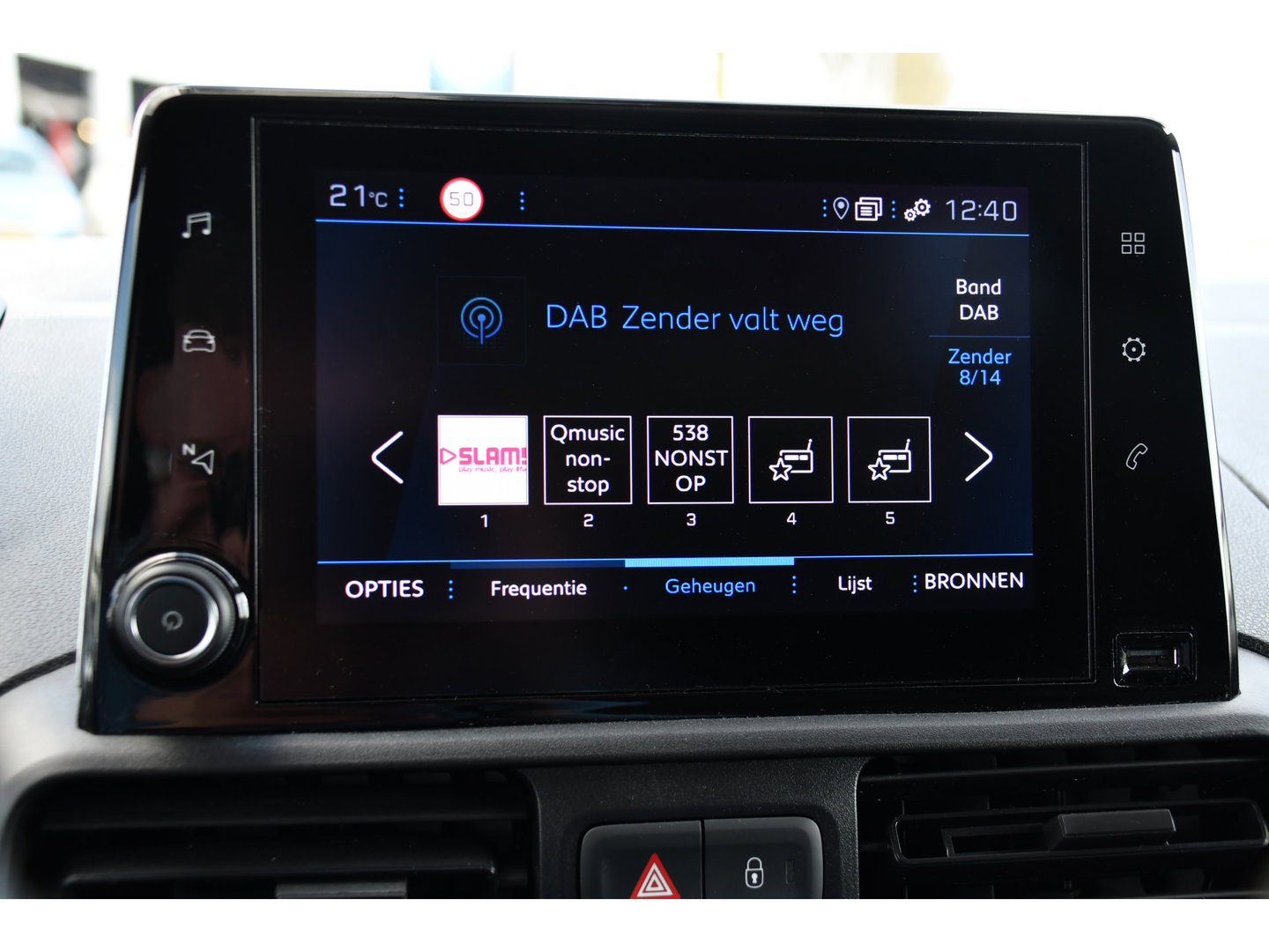 Peugeot Partner 1.5 BlueHDI PB Edition Camera, Cruise, Carplay, Multimedia, Sensoren, Airco, Uniek!