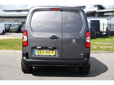 Peugeot Partner 1.5 BlueHDI PB Edition Camera, Cruise, Carplay, Multimedia, Sensoren, Airco, Uniek!