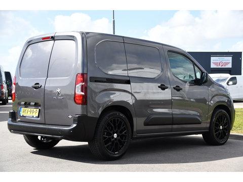 Peugeot Partner 1.5 BlueHDI PB Edition Camera, Cruise, Carplay, Multimedia, Sensoren, Airco, Uniek!