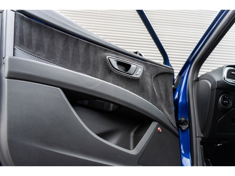 SEAT Leon ST 2.0 TSI CUPRA 4DRIVE PERFORMANCE PANO BREMBO