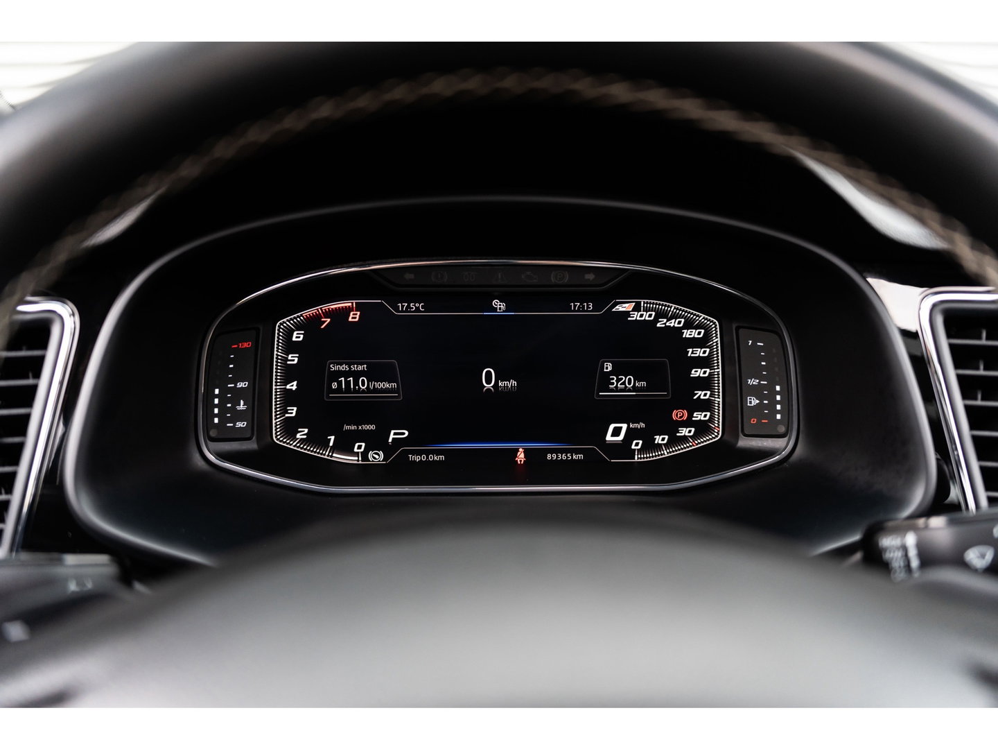 SEAT Leon ST 2.0 TSI CUPRA 4DRIVE PERFORMANCE PANO BREMBO