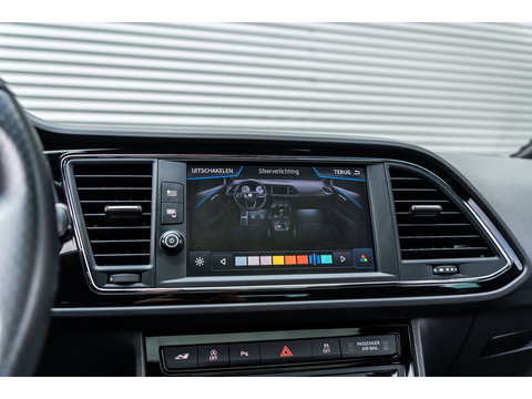 SEAT Leon ST 2.0 TSI CUPRA 4DRIVE PERFORMANCE PANO BREMBO