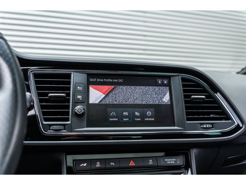 SEAT Leon ST 2.0 TSI CUPRA 4DRIVE PERFORMANCE PANO BREMBO