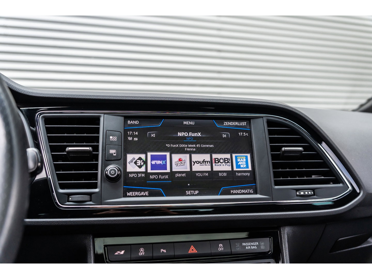 SEAT Leon ST 2.0 TSI CUPRA 4DRIVE PERFORMANCE PANO BREMBO