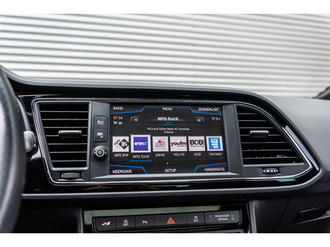 SEAT Leon ST 2.0 TSI CUPRA 4DRIVE PERFORMANCE PANO BREMBO