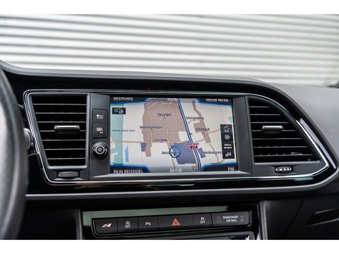 SEAT Leon ST 2.0 TSI CUPRA 4DRIVE PERFORMANCE PANO BREMBO